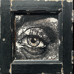 Jamie Green - Cracked (Small Carved Door)