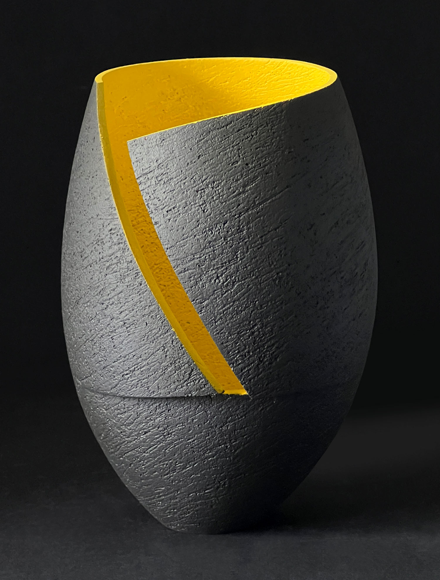 Ashraf Hanna - Medium Black & Yellow Cut Vessel